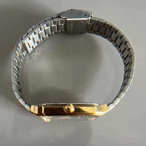 Vintage Pulsar Brushed Gold Toned Chamfer Tank Watch - Picture 5 of 16